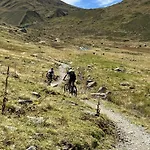 Linda, Bei Innsbruck In Tirol!
